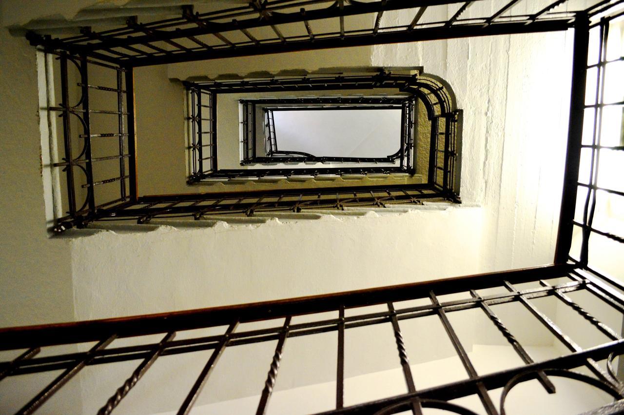 Casa Per Ferie Achille Ricci Hotel Milánó Kültér fotó