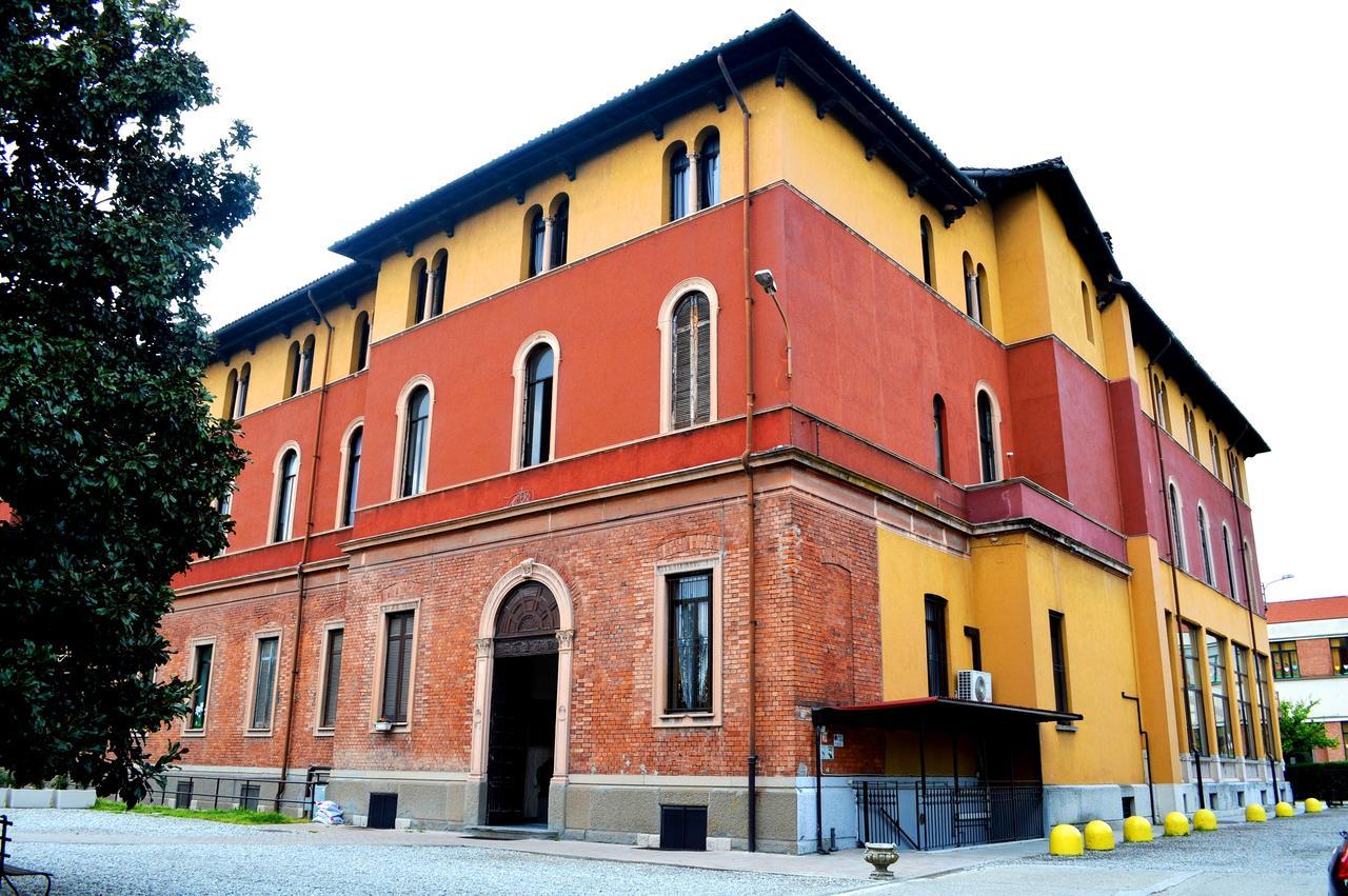 Casa Per Ferie Achille Ricci Hotel Milánó Kültér fotó